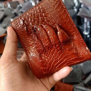 ví cá sấu thật E lên lô ví cá sâu thật 500c cho khách
Ai cần nhé
Sỉ 290k