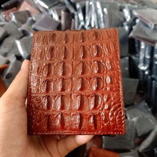 ví cá sấu thật E lên lô ví cá sâu thật 500c cho khách
Ai cần nhé
Sỉ 290k