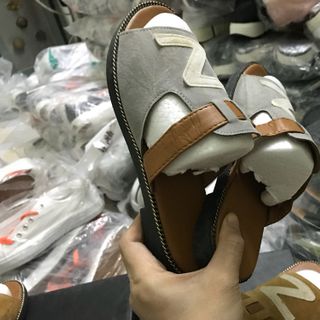 xả dép da lộn cao cấp