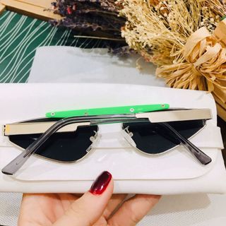 Kính Mắt mèo chất chơi