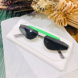 Kính Mắt mèo chất chơi