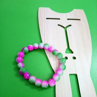 chuỗi đeo tay phong thủy 8li màu hồng xanh
