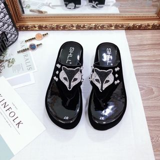 Dép xuồng mắt ho ly