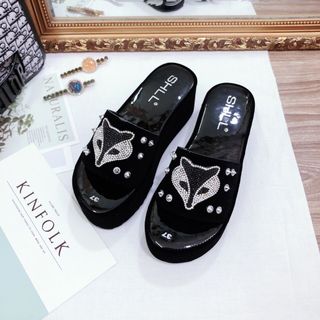 Dép xuồng mắt ho ly