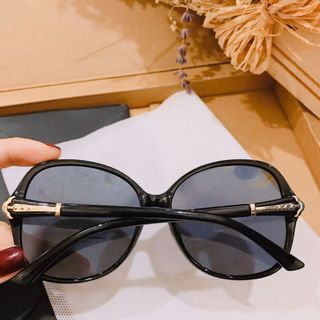Kính Mát Nữ tròng polazered
