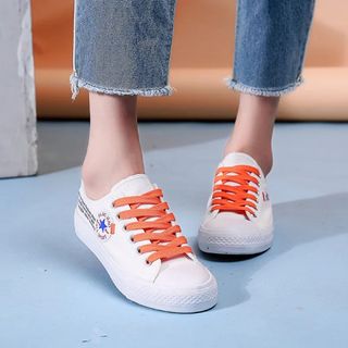 giày bata quảng châu