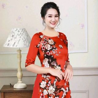 Áo dài cách tân họa tiết hoa đào (áo kèm váy)