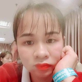 Đi học để chăm sóc da cho bản thân và các chị eHuyết Hồng Sâm