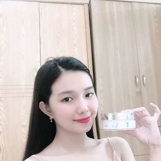 kem body tinh chất Yến Colagen