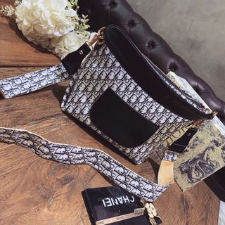 Tui xách nữ form ngang