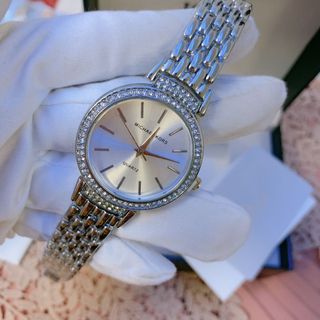Đồng hồ size 34 dây nhuyễn