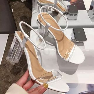 Giày sandal quai soi