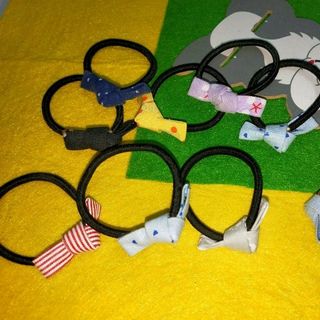 cột tóc nơ đủ màu