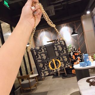 Ví mini co day xích nhỏ cute