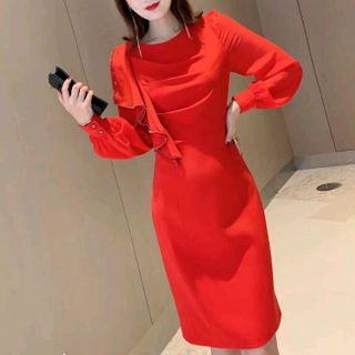 Đầm thiết kế voan