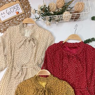 Đầm bi nhún li cổ nơ kèm dây cột eo