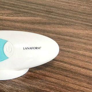 Nhiệt kế điện tử đo trán Lanaform baby stone