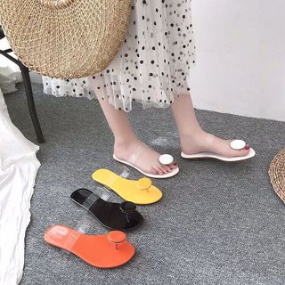 Dép nhiều mẫu siêu nhẹ hợp thời trang