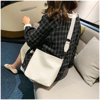 Túi Đeo Chéo Tiện Dụng