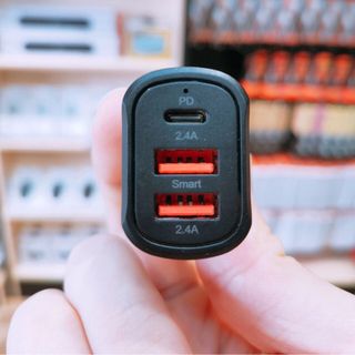 TẨU SẠC ÔTÔ QOOVI CMC-223 PD 30W 3 CỔNG USB