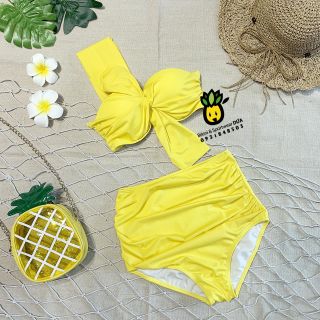 Bikini nơ ngực chéo vai màu vàng