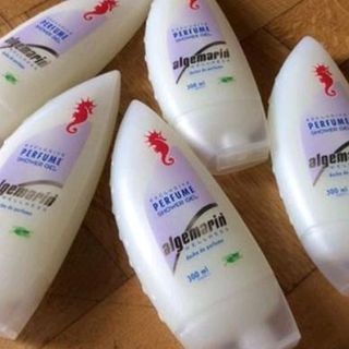 sữa tắm 300ml cá ngựa