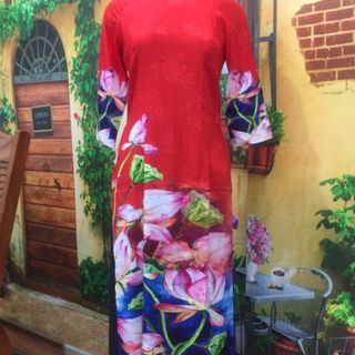 Set áo dài truyền thống gấm tơ nền đỏ hình in hoa sen