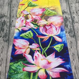 Set áo dài truyền thống gấm tơ nền vàng hình in hoa sen