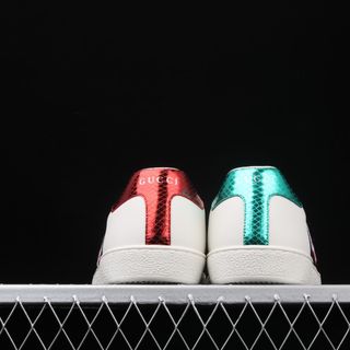 Giày thể thao White 429446