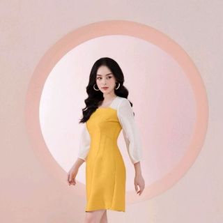 Váy cổ vuông pha tay
