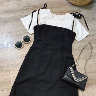 Set váy yếm đen cột vai pull trơn trắng basic