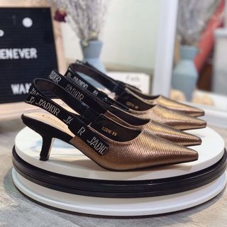 Sản đầm suc cao 4 phân xinh xinh