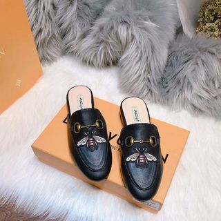 Sục nữ da khóa đồng đế 2p đen