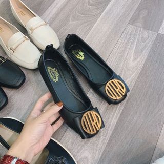 Giày bệt nữ da mềm khóa chữ đen