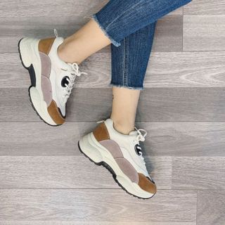 Sneakers độn đế viền kẻ mũi mix màu
