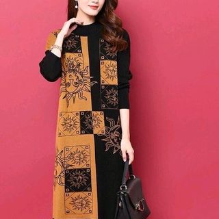 đầm len suông họa tiết hoa văn