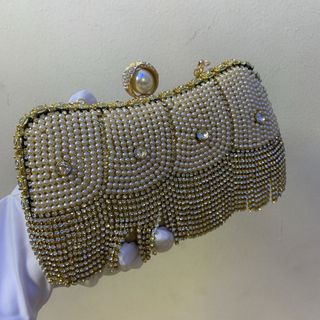 Ví cầm tay 01