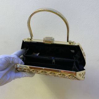 Ví cầm tay 113