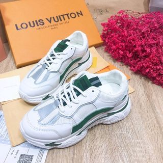 Sneaker độn đế kẻ viền xanh trắng