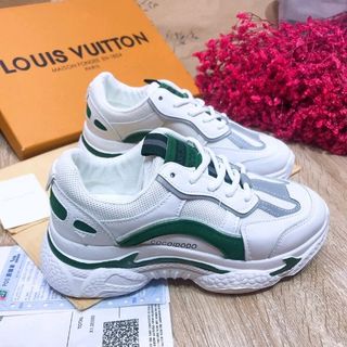 Sneaker độn đế kẻ viền xanh trắng