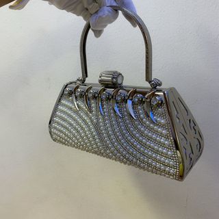 Ví cầm tay xoàn 115