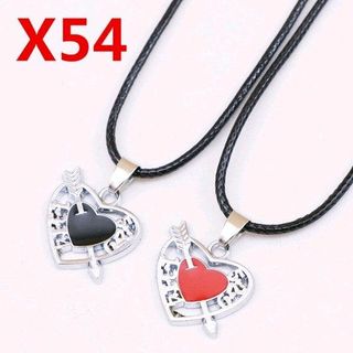 Dây chuyền cặp đôi có hơn 30 mẫu