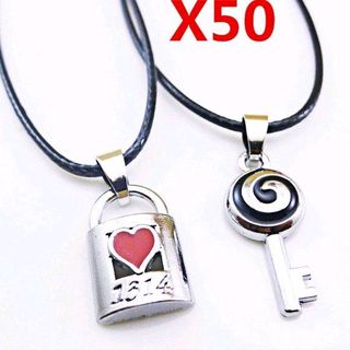 Dây chuyền cặp đôi có hơn 30 mẫu