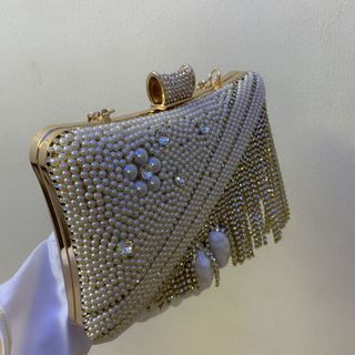 Ví cầm tay 119