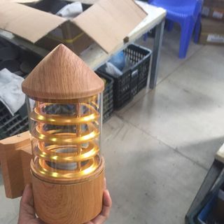 Đèn cột vân gỗ