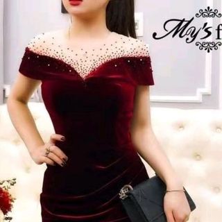 váy nhung cúp ngực