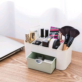 Kệ mỹ phẩm mini