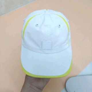 Mũ Lưỡi Trai Viền Nón Kết Sơn Trắng Viền Vàng Bán 300k