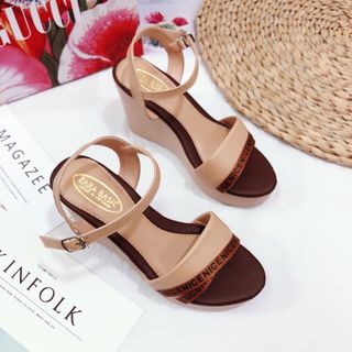 Giày sandal de xuong