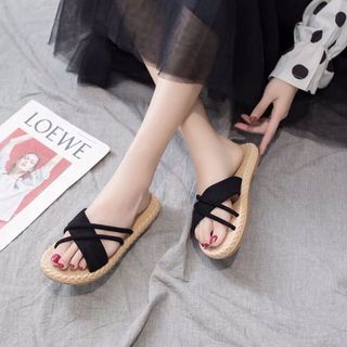 Dép nỉ c